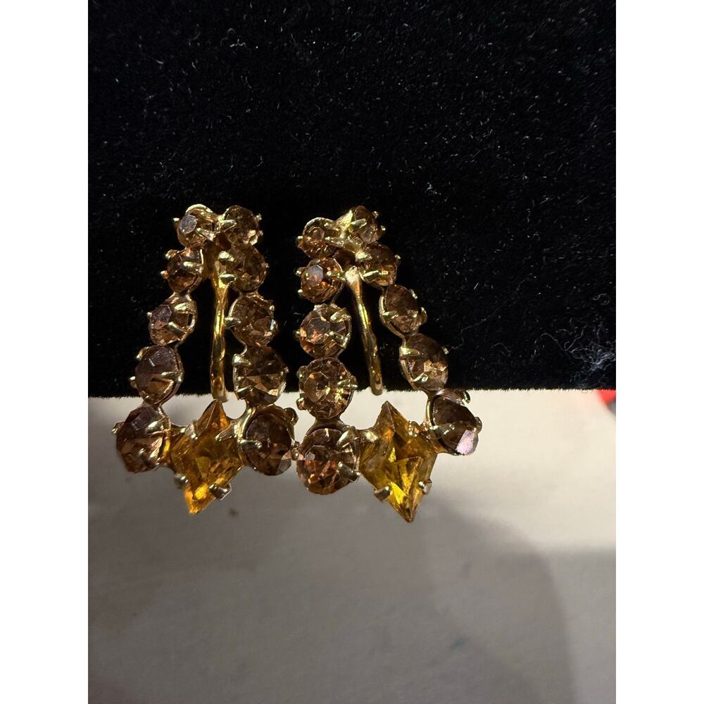 70. Topaz Rhinestone Earrings - screw back